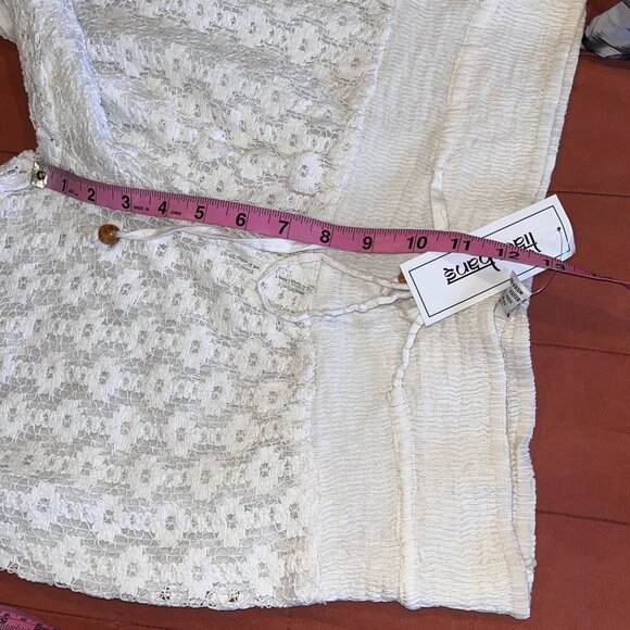 NWT Liam Hangs White Crochet Boho Cover-up Women's Pants Size L/XL - Picture 10 of 11